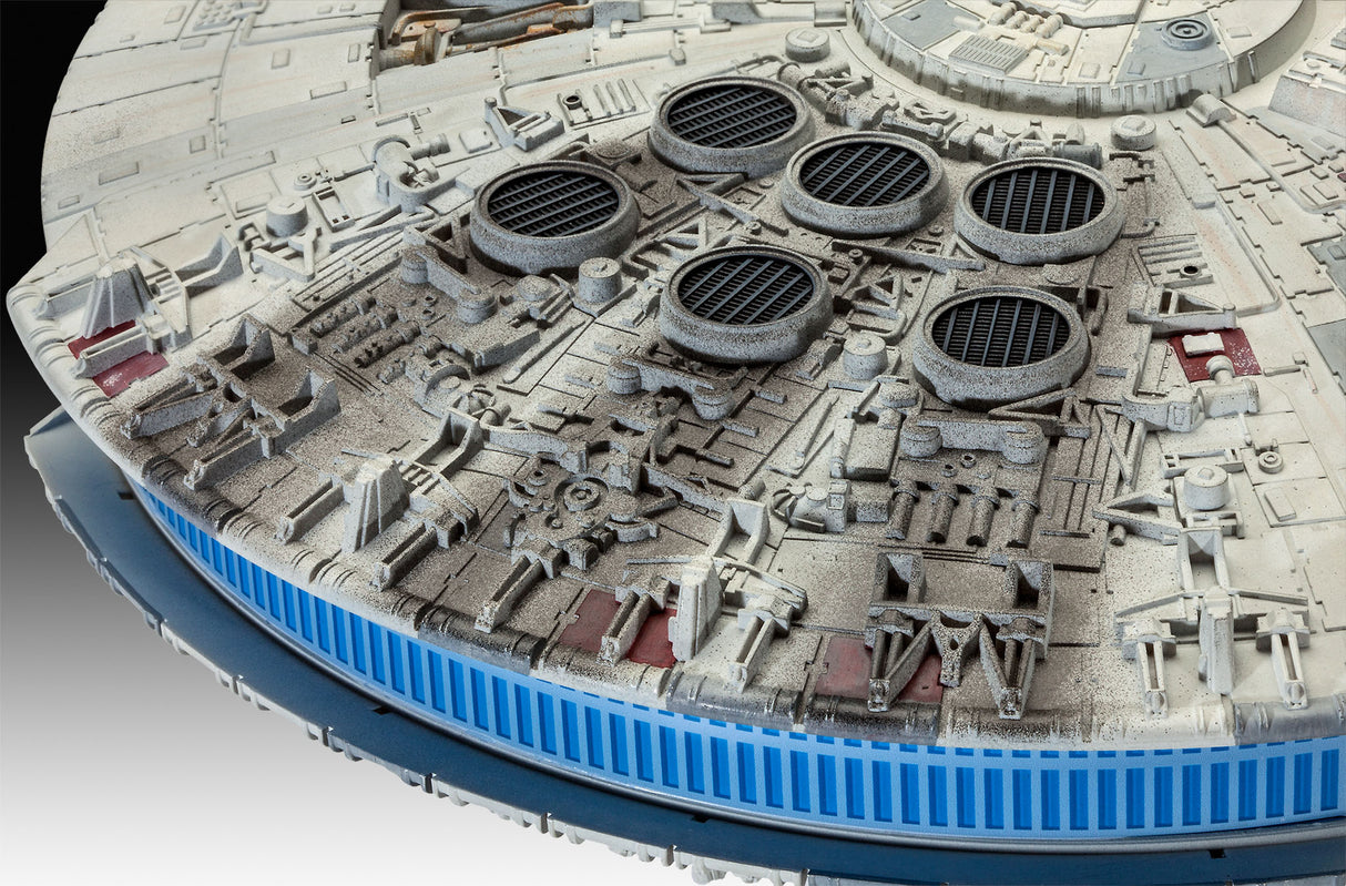 Millennium Falcon (Episode IV) 1:72