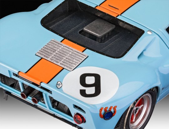 Revell 1/24 Ford GT 40 Le Mans 1968 Limited Edition 07696