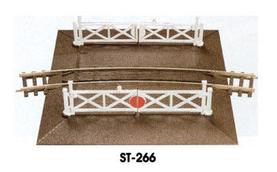 Peco 00 HO ST-266 Curved (No.1 Rad.) Level Crossing  complete with 2 ramps  4 gates