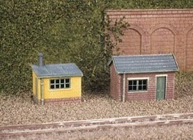 Ratio 237 2 Lineside Huts - N Gauge