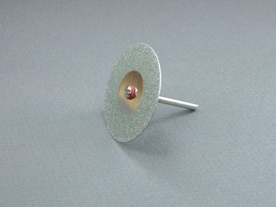 40mm DIAMOND DISC WITH MANDREL