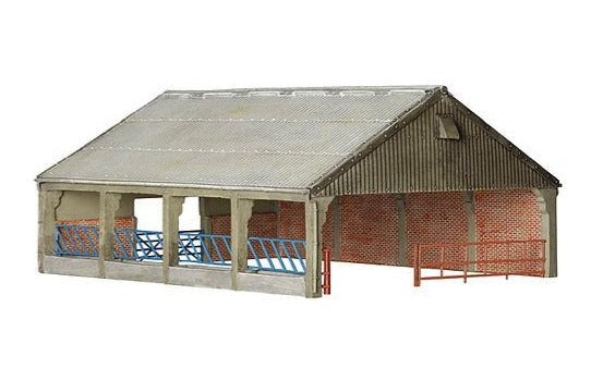 Graham Farish Scenecraft 42-108 Modern Barn - N Gauge