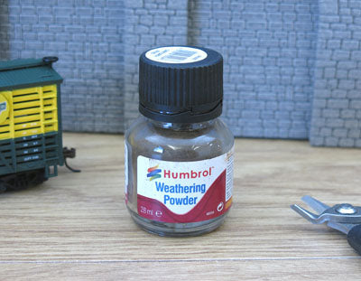 Humbrol Weathering Powder 28ml Dark Earth