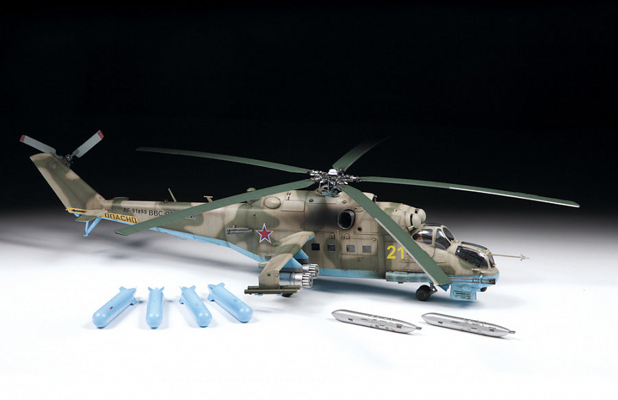 Zvezda 1/48 Soviet attack helicopter MI-24P ZV4812