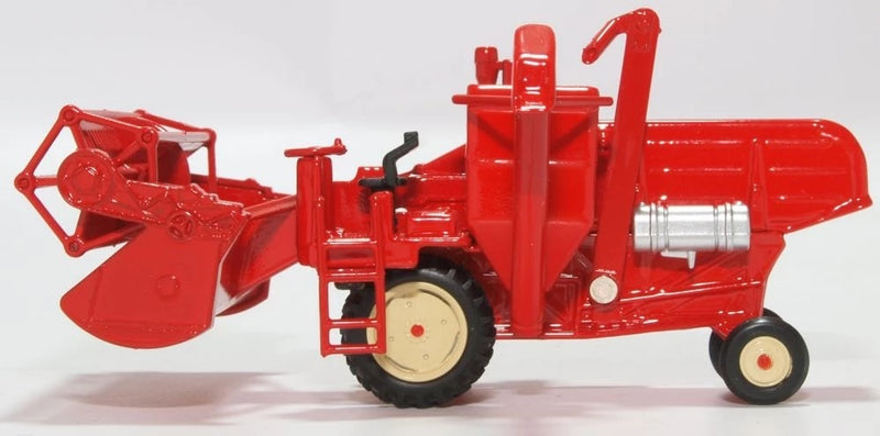 Oxford Combine Harvester Red/Cream 1:76 scale
