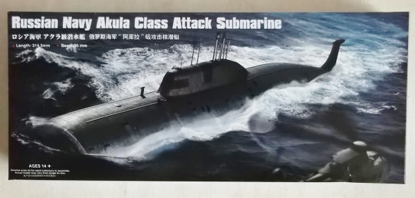 HobbyBoss 1/350 Russian Navy Akula Class Attack Submarine kit 83525