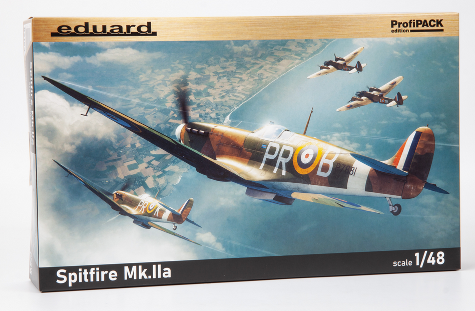 Eduard 1/48 Profipack Spitfire Mk.Iia 82153