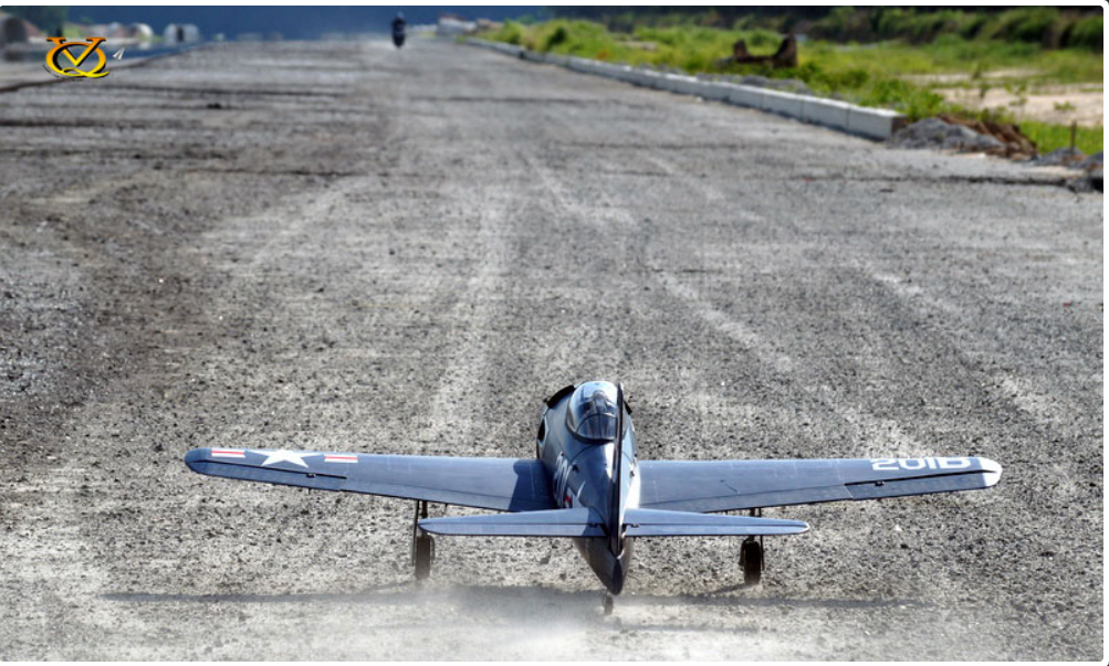 VQ F8F Bearcat  ARF (EP/GP)