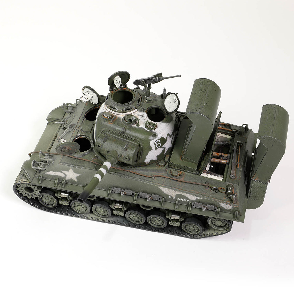 Forces of Valor Metal Proud Series 912102A – 1/32 U.S. M4A3 (105) Sherman Medium Tank HVSS with Deep Wading Gear “Engine Plus Series”