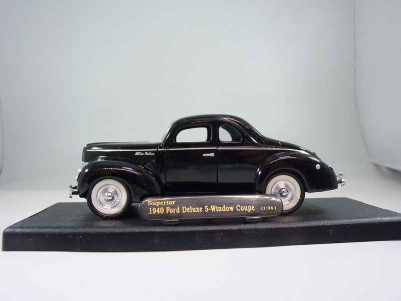 Superior Limited Edition 1/34 1940 Ford Deluxe 5-Window Coupe