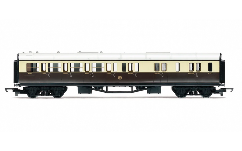 Hornby OO Gauge RailRoad GWR Brake Third Coach - Era 3 R4524