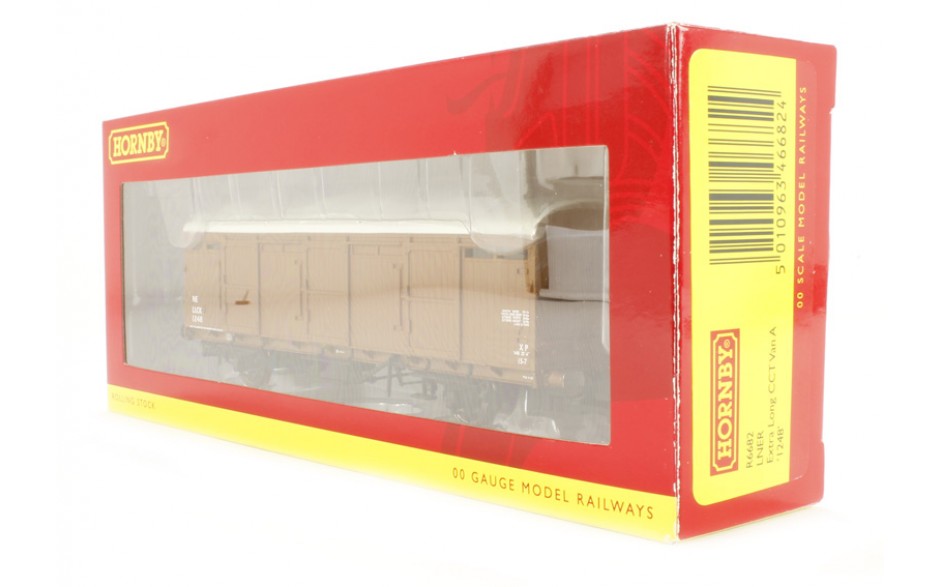 Hornby OO Gauge Extra long CCT Van A in LNER livery R6682