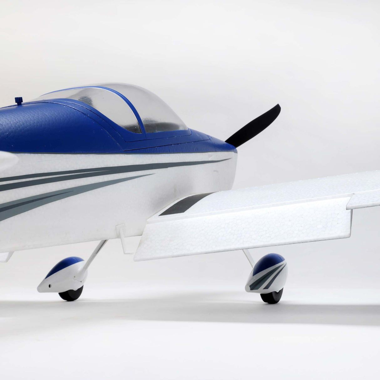 E-Flite RV-7 1.1m BNF Basic