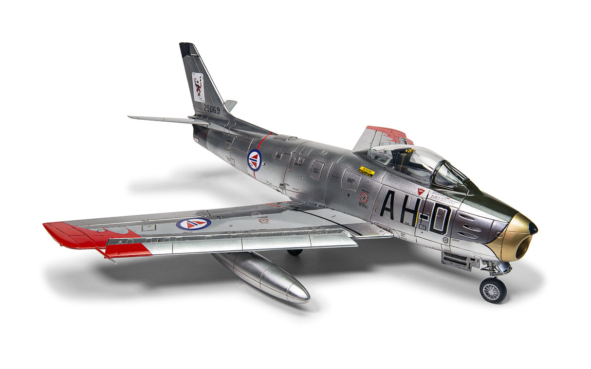 Airfix 1/48 North American F-86F-40 Sabre A08110