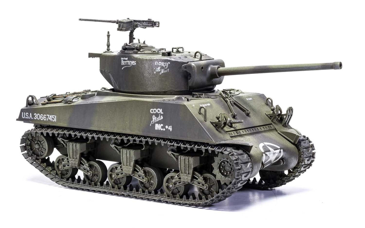 Airfix 1/35 M4A3(76)W Battle of the Bulge Sherman