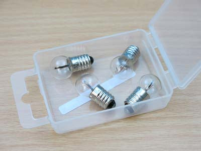 PK 4 FLASHING MES BULBS 1.5v