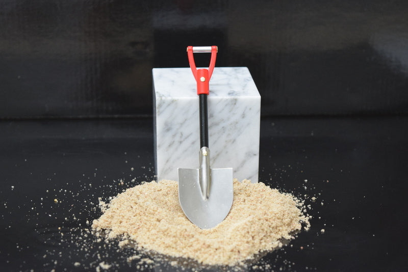 Aluminum shovel 1:10