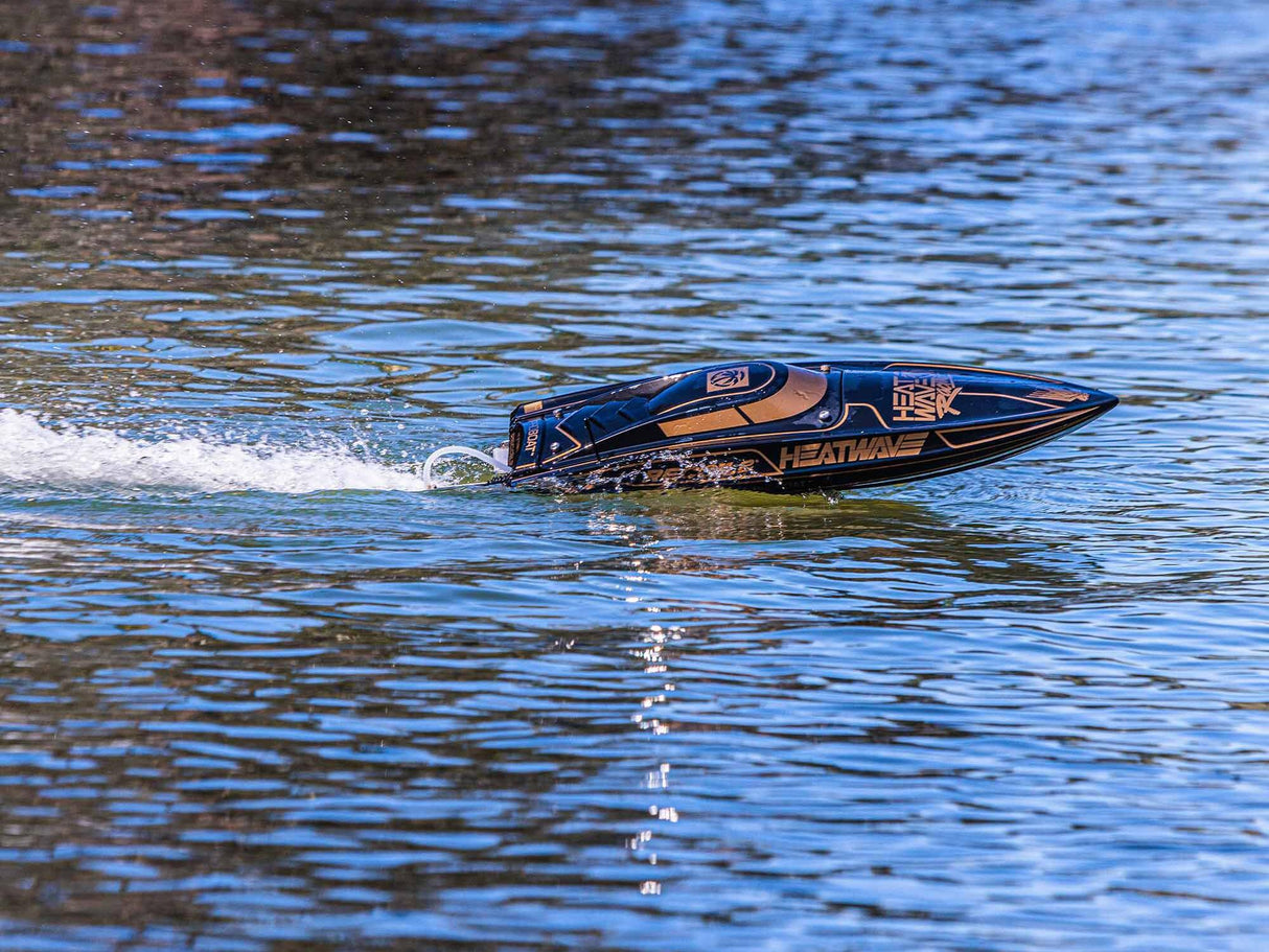 Pro Boat Recoil 2 26inch Self-Righting Brushless Deep-V Ready To Run - Heatwave