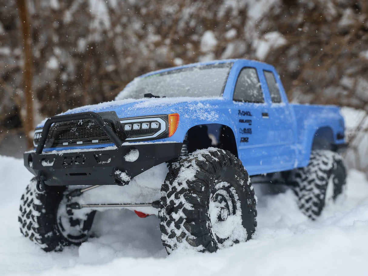 Axial 1/10 SCX10 III Base Camp 4WD Rock Crawler Brushed RTR - Blue