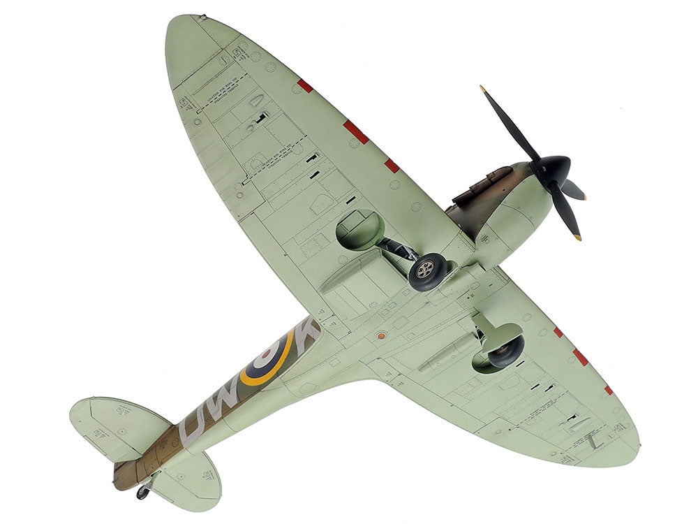 Tamiya 1/48 Supermarine Spitfire Mk.I kit 61119