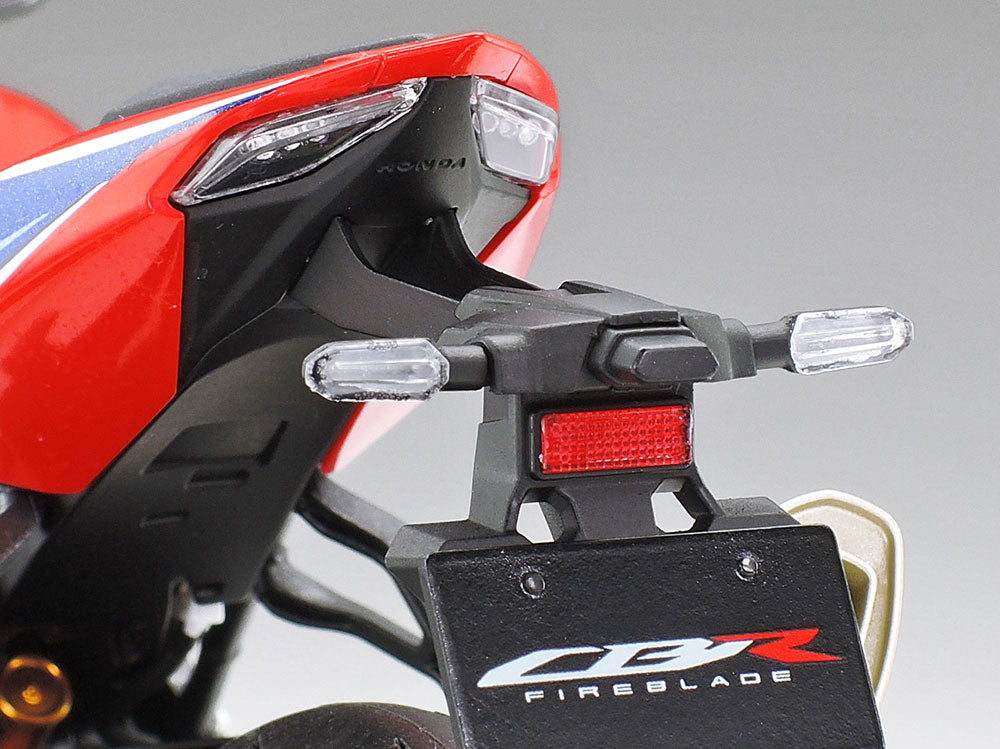 Tamiya 1/12 Honda CBR1000RR-R Fireblade SP 14138