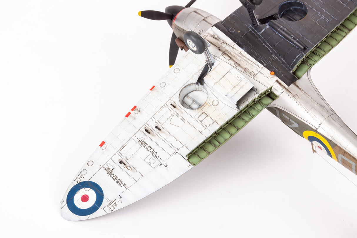 Eduard 1/48 Limited Edition SPITFIRE STORY: The Few EDK11143