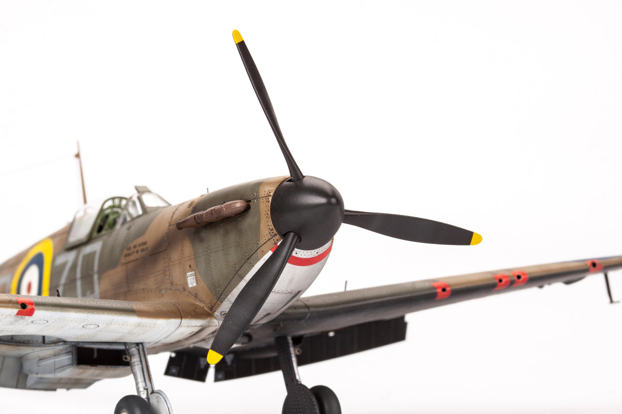 Eduard 1/48 Limited Edition SPITFIRE STORY: The Few EDK11143