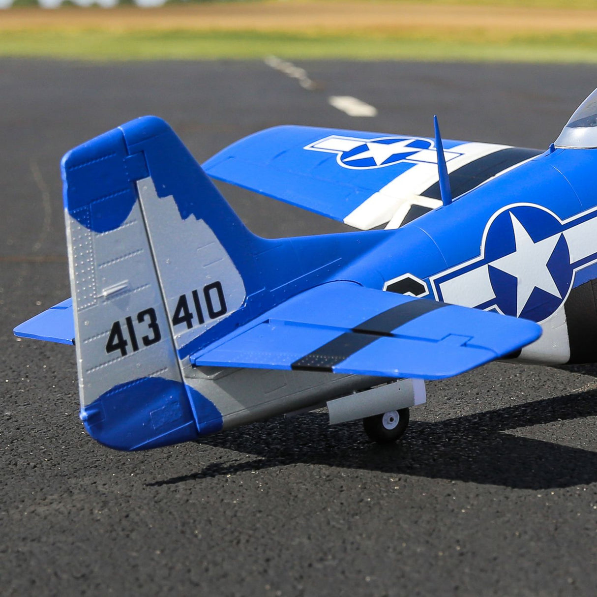 E-Flite P-51D Mustang 1.5m BNF Basic with Smart