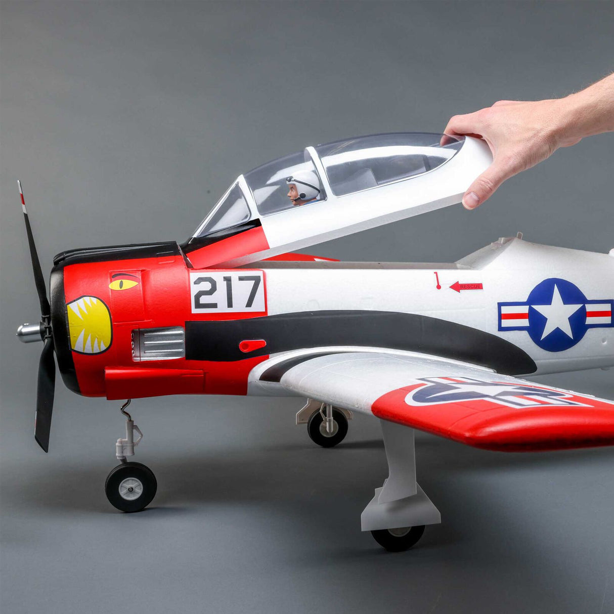 E-Flite  T-28 Trojan 1.2m PNP with Smart
