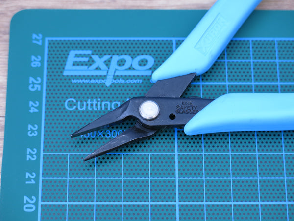 485S XURON LONG NOSE SERRATED PLIERS