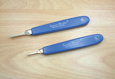 NO 5A SCALPEL HANDLE & BLADES