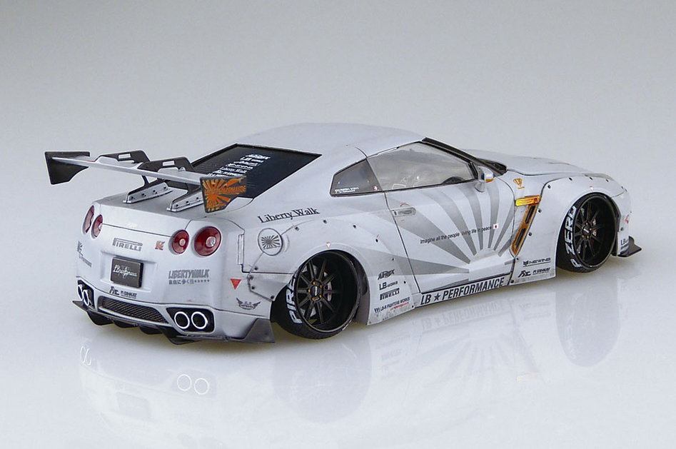 Aoshima 1/24 LB WORKS R35 GT-R Ver.2 05403