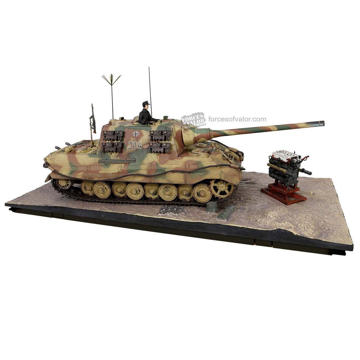 Forces of Valor 1/32 German Sd.Kfz. 186 Panzerjager Tiger Ausf. B heavy tank JagdTiger. (Porsche suspension) 1:32