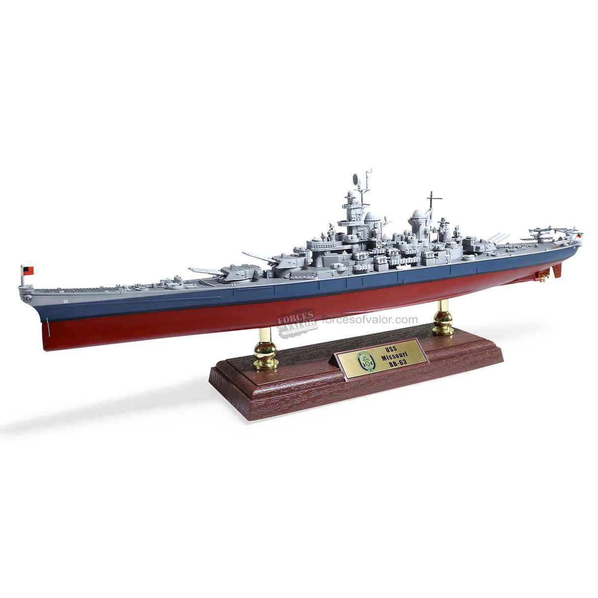 Forces of Valor U.S. Iowa Class Battleship USS Missouri (BB-63) 1:700