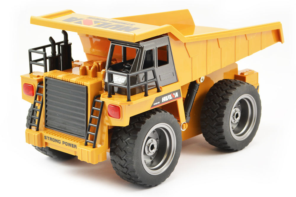 HUINA 2.4G 6CH RC DUMP TRUCK W/DIE CAST CAB - Ready to Dump