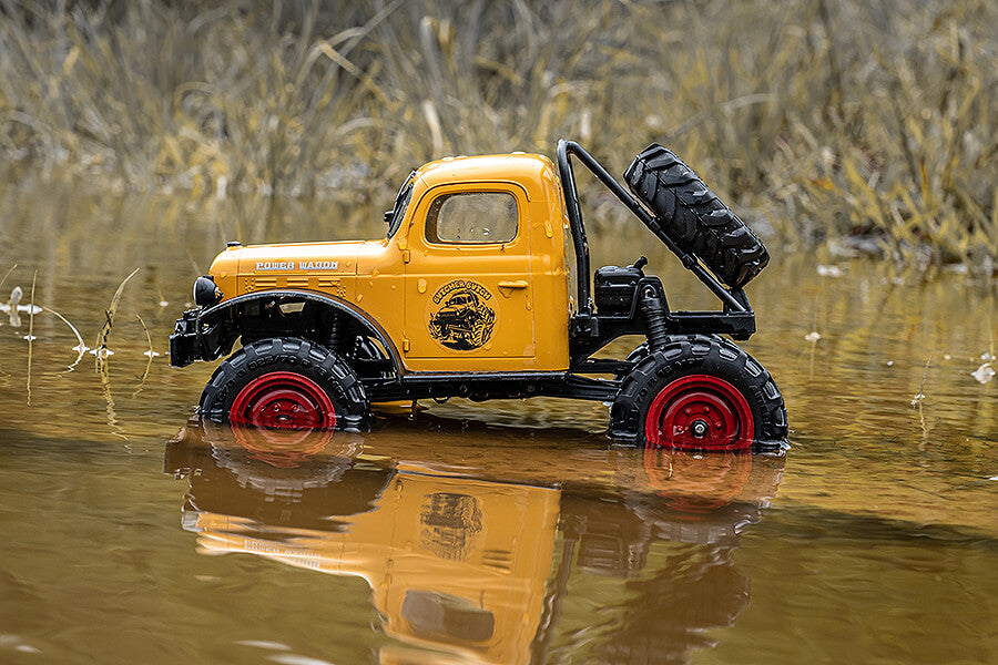 FMS FCX 1/24TH POWER WAGON SCALER Ready To Run - YELLOW