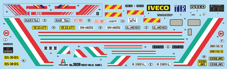 Italeri 1/24 IVECO TURBOSTAR 190-42 CANVAS WHIT ELEVATOR 3939