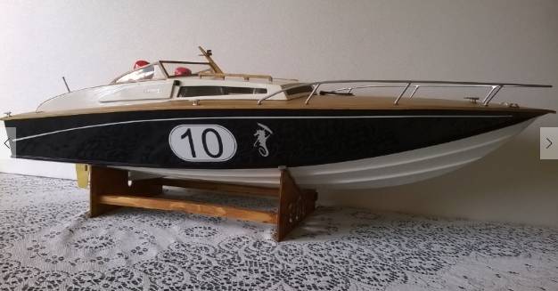 RBC Suzie-Q Vintage Model Boat Kit