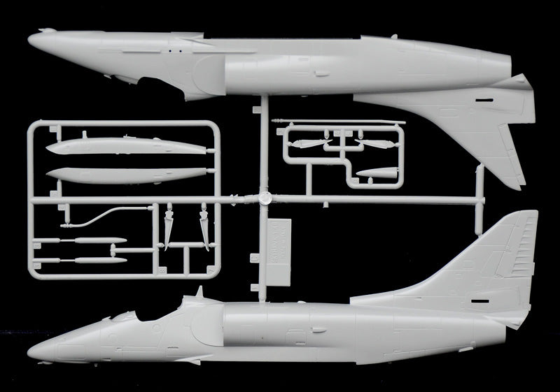 Italeri 1/48 A-4 E/F/G SKYHAWK IT2671