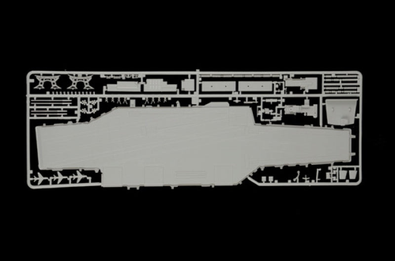 Italeri 1/720 CV-60 SARATOGA 5520