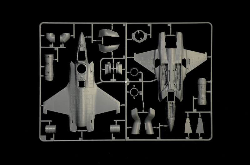 Italeri 1/72 F-35B Lightning II Fighter Kit STVOL Version IT1425