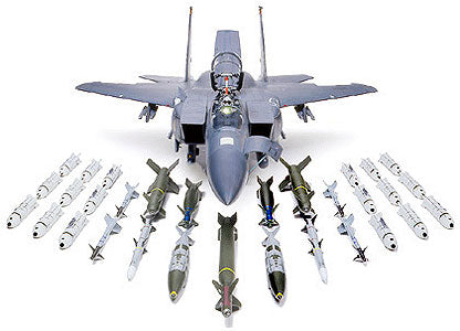 Tamiya 1/32 F-15E with Bunker Buster 60312