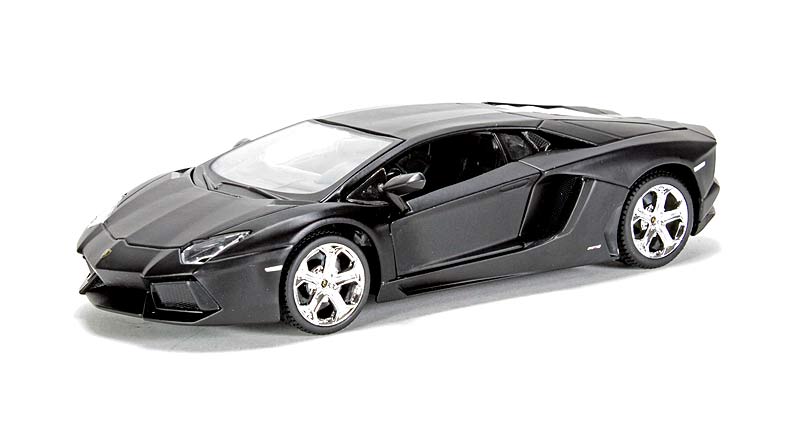 Maisto 1/24 Lamborghini Aventador LP700-4 Model