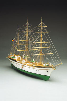 Gorch Fock 1:90