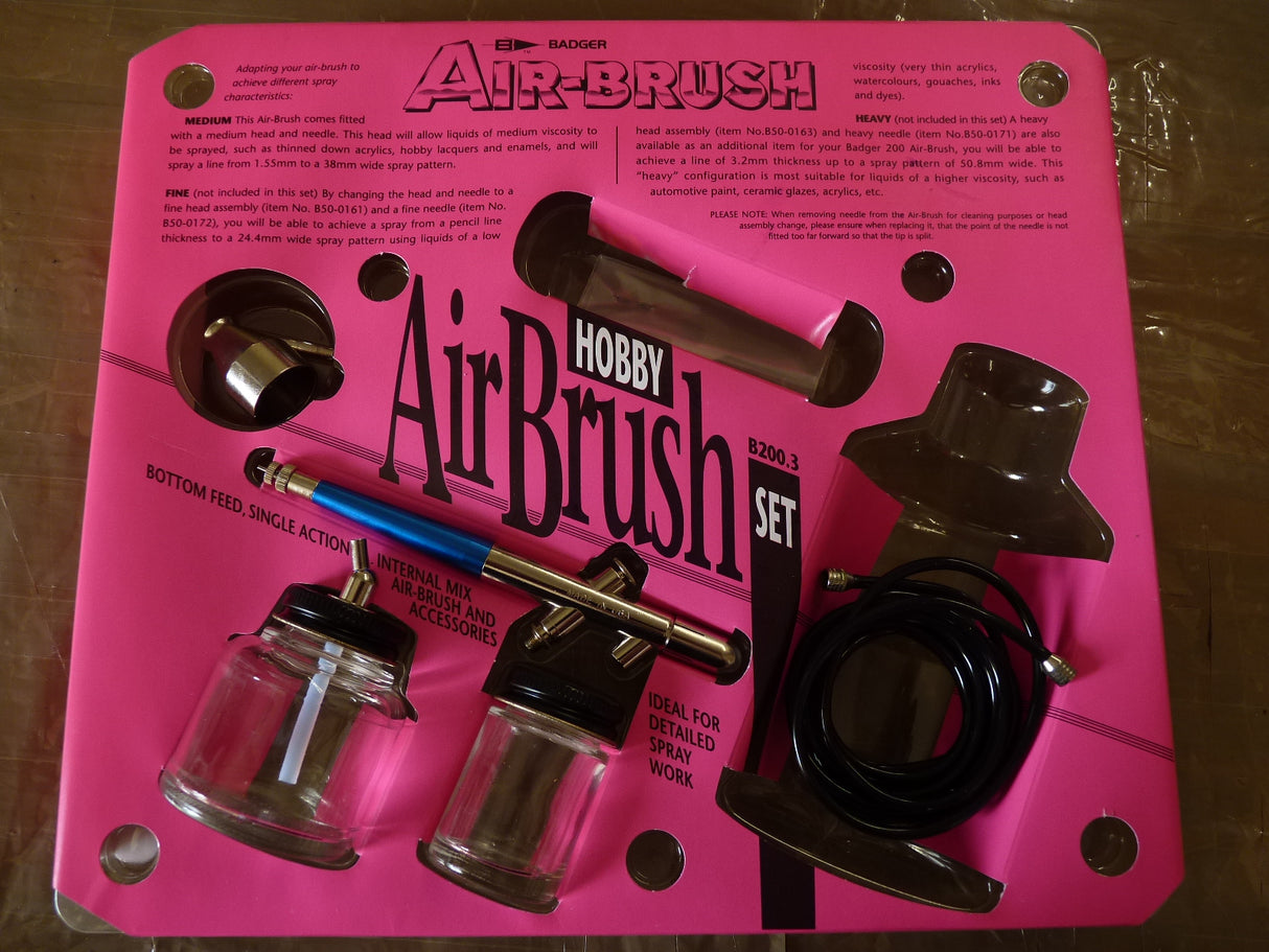 Badger B200.3 Airbrush Set w/ Compressor (MISSING BITS)