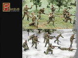 WWII Russians Summer & Winter (PE Plastic) 1:72