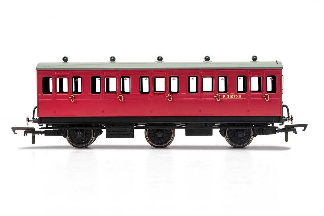 Hornby R40078 BR Crimson 3rd Class 6 wheel coach E31070E