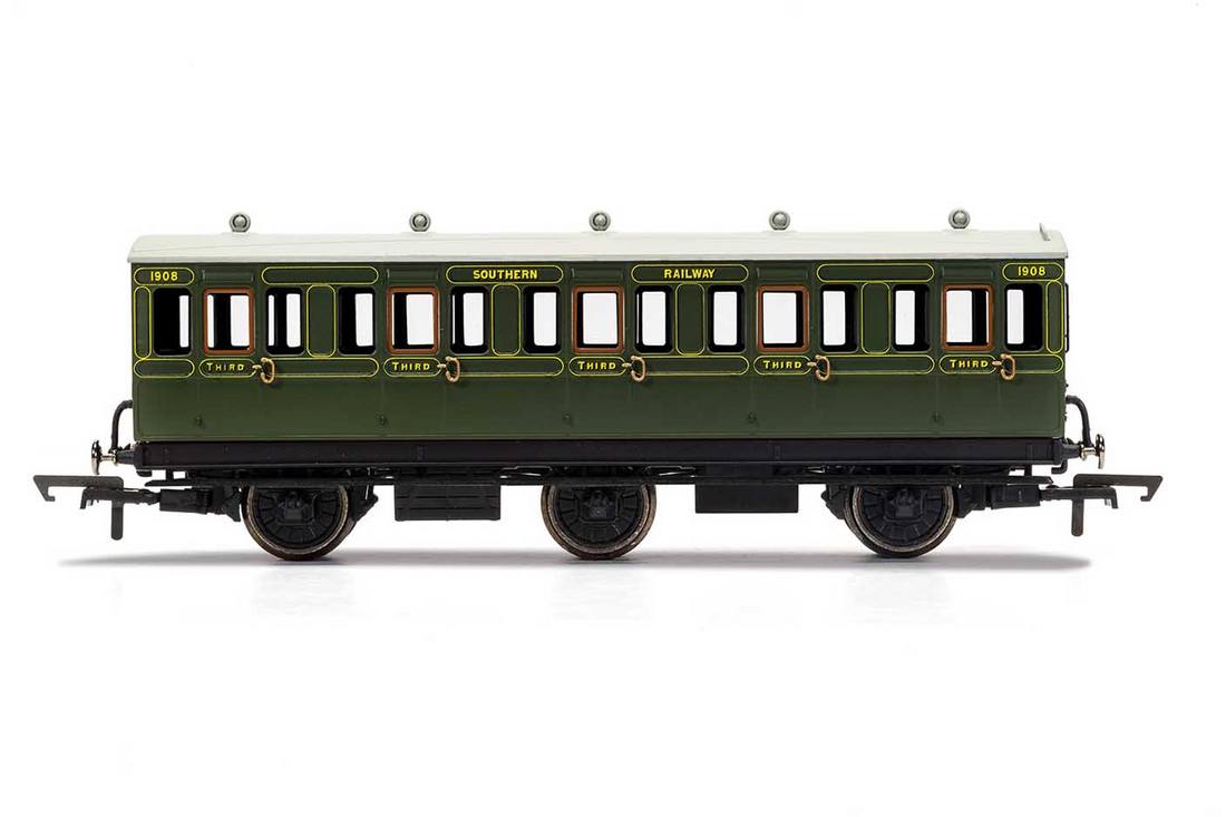 Hornby R40086 6 Wheel Coach  3rd Class  SR 1908