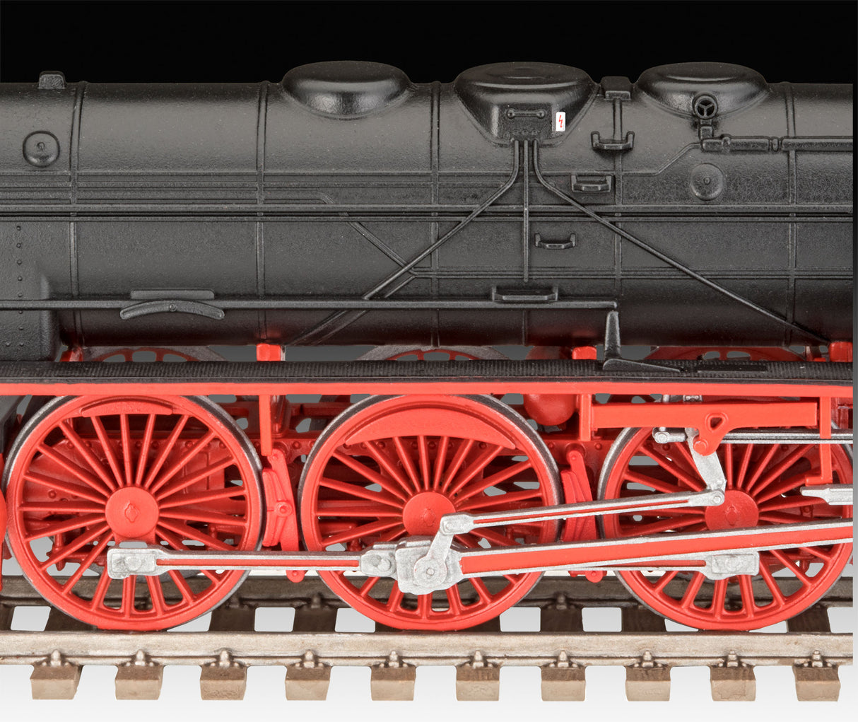 Revell 1/87 Express locomotive BR01 with tender 2 2  T32 02172