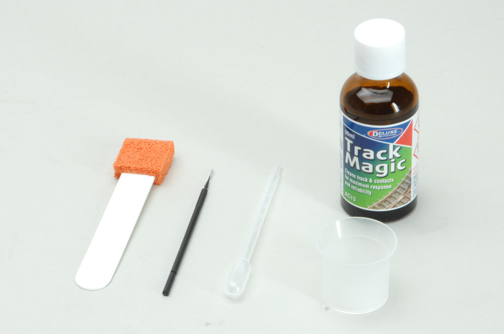 Deluxe Materials Track Magic 50ml (AC13)